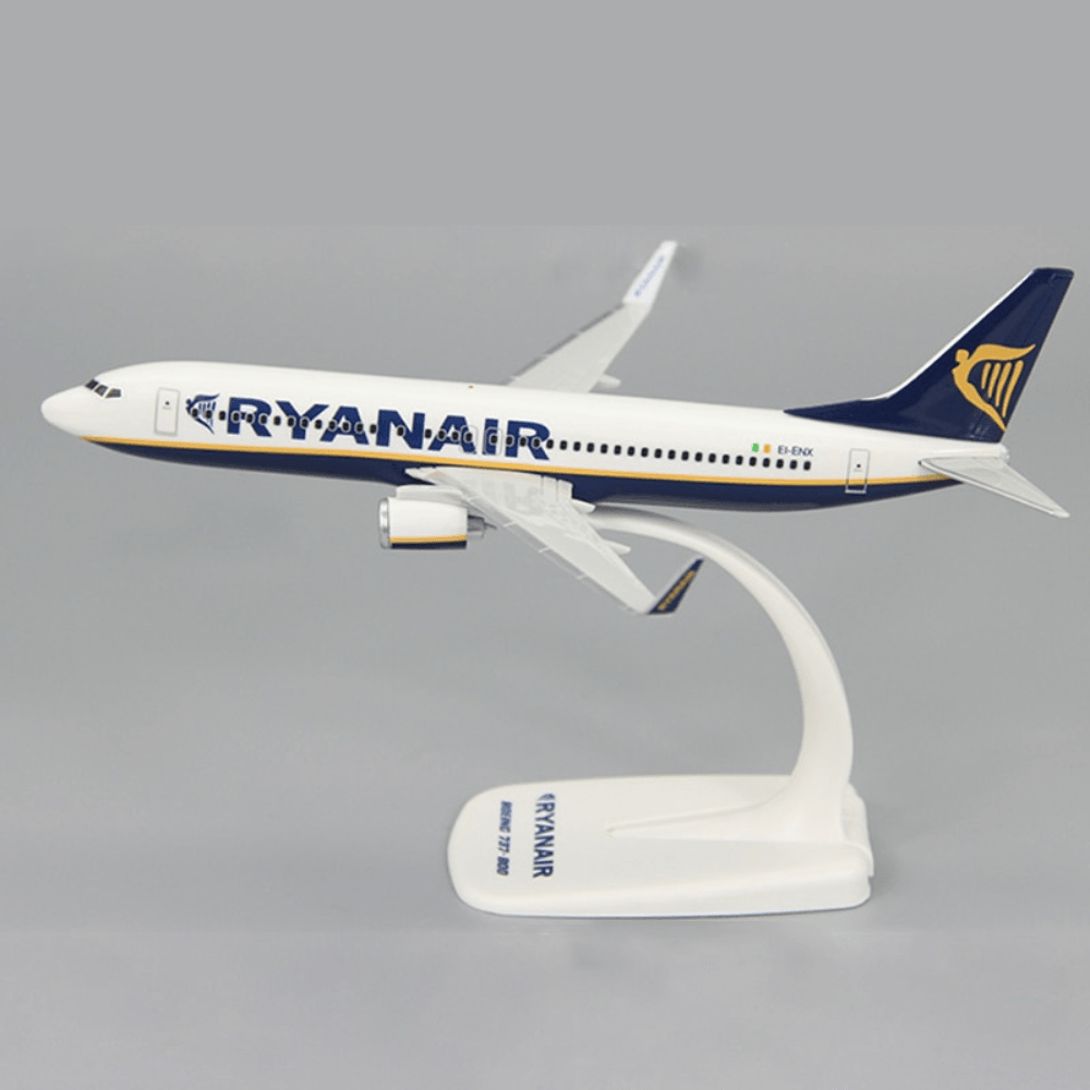 Model "Boeing B737-800 Ryanair Livery" - ABS Plastic 1:200 - NiceStore 