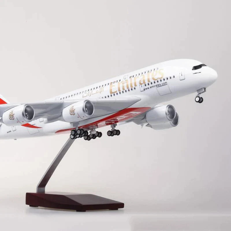 Model "A380-800" Emirates 45.5cm - With Lights, Sound Control - NiceStore 